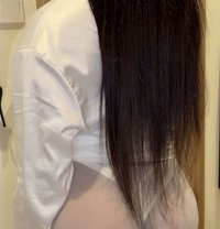 سلطانة - Transsexual escort in Dubai
