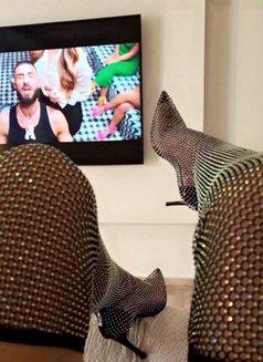 سلطانة - Transsexual escort in Dubai Photo 4 of 15