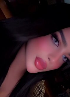 سلطانة - Transsexual escort in Abu Dhabi Photo 14 of 18