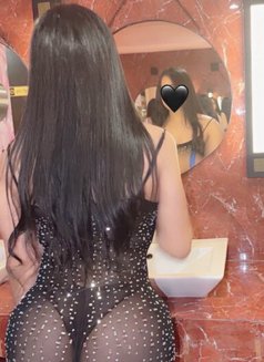 سلطانة - Transsexual escort in Abu Dhabi Photo 15 of 18
