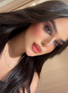 سلطانة - Transsexual escort in Abu Dhabi Photo 16 of 18