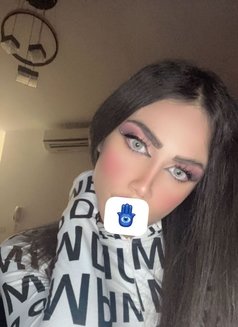 وتين - Transsexual escort agency in Erbil Photo 2 of 2