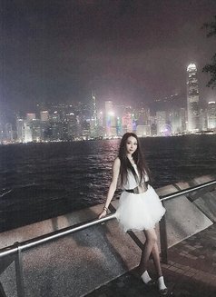 玫瑰之夜 - Transsexual escort in Hong Kong Photo 3 of 3