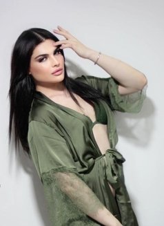 قمر شيميل - Transsexual escort in Jeddah Photo 11 of 26