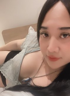 แอนนาใหม่กระเทยทั้งสอง - Transsexual escort in Khobar Photo 5 of 5