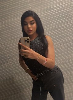 ميرو - Transsexual escort in Muscat Photo 5 of 5