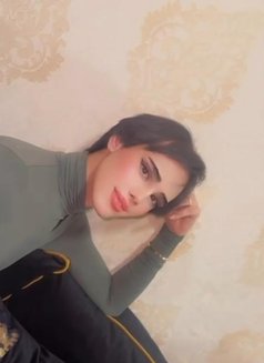 دلوع مسقط - Acompañantes transexual in Muscat Photo 2 of 4