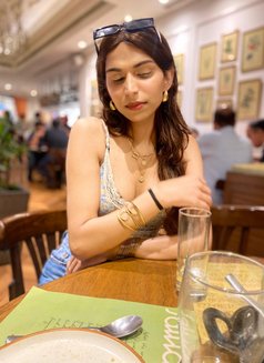 𝑻𝒂𝒂𝒔𝒉𝒗𝒊 🦋 - Acompañantes transexual in New Delhi Photo 4 of 6