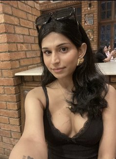 𝑪𝒉𝒂𝒂𝒓𝒖 🦢 - Acompañantes transexual in New Delhi Photo 6 of 6