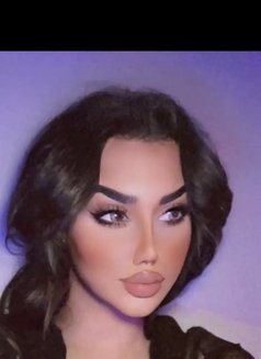 هدى🇸🇦 - Transsexual escort in Riyadh Photo 1 of 15