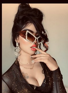 الشميل - Transsexual escort in Riyadh Photo 1 of 7