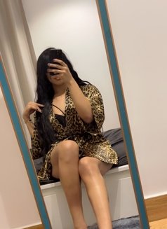 الملكه صوفي - Transsexual escort in Riyadh Photo 25 of 26