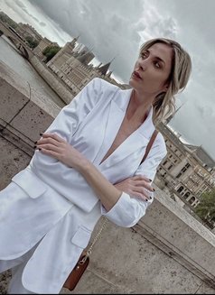 Диана Ваканс - companion in Kuala Lumpur Photo 4 of 4