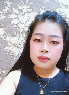 ลักกี้ - masseuse in Al Juffair Photo 4 of 4