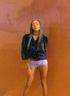 አልማ - Transsexual escort in Nairobi Photo 3 of 6