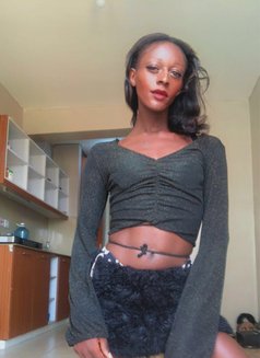 አልማ - Acompañantes transexual in Nairobi Photo 2 of 6