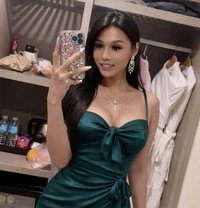 Андреа Словак - companion in Cebu City