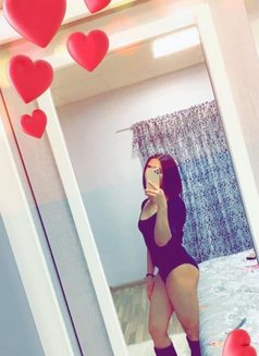 *🇵🇭 - Transsexual escort in Kuwait Photo 4 of 4