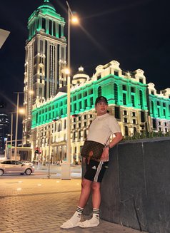 انا استطيع التحدث باللغة العربية - Male escort in Manila Photo 2 of 5
