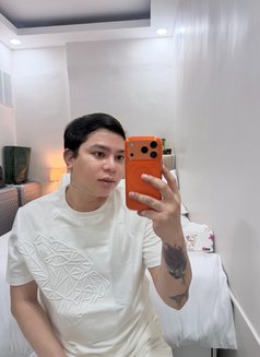 انا استطيع التحدث باللغة العربية - Acompañantes masculino in Manila Photo 7 of 7