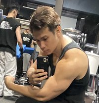 ブレン - Male escort in Tokyo