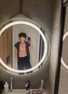 ⚜️Ⓐ︎Ⓛ︎Ⓘ︎Ⓚ︎Ⓗ︎Ⓐ︎Ⓝ︎⚜️ - Male escort in İstanbul Photo 22 of 27