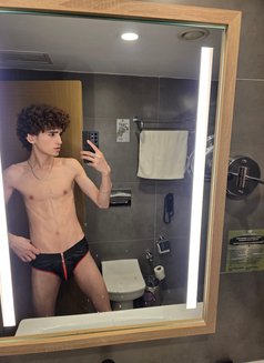 ⚜️Ⓐ︎Ⓛ︎Ⓘ︎Ⓚ︎Ⓗ︎Ⓐ︎Ⓝ︎⚜️ - Male escort in İstanbul Photo 13 of 14