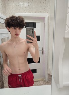 ⚜️Ⓐ︎Ⓛ︎Ⓘ︎Ⓚ︎Ⓗ︎Ⓐ︎Ⓝ︎⚜️ - Male escort in İstanbul Photo 12 of 16