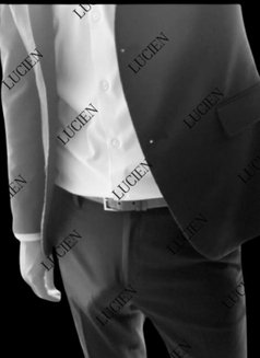 𝙇𝙐𝘾𝙄𝙀𝙉 - Acompañantes masculino in Dubai Photo 1 of 5