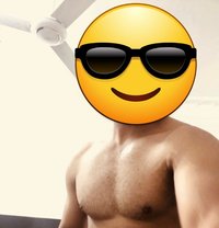 فحل توب - Acompañantes masculino in Muscat