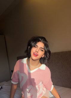 بدوري فالرياض - Male escort in Riyadh Photo 4 of 11