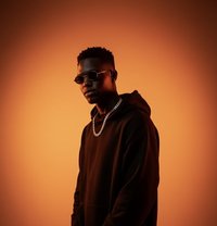 𝕆ℝℕ𝕀ℕ𝔾 𝕊𝕋ℝ - Acompañantes masculino in Accra