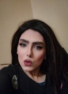 نور - Transsexual escort in Dubai Photo 4 of 4