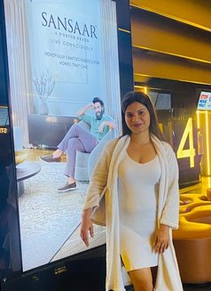 𝐒𝐨𝐧𝐢𝐲𝐚 𝐂𝐀𝐌 & 𝐌𝐄𝐄𝐓 - escort in Mumbai Photo 8 of 9