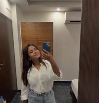 Divya ʀᴇᴀʟ ᴍᴇᴇᴛ & ᴡᴇʙᴄᴀᴍ - escort in Bangalore