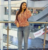 𝙍𝙖𝙜𝙞𝙣𝙞 𝙤𝙪𝙩𝙘𝙖𝙡𝙡 𝙬𝙚𝙗𝙘𝙖𝙢 - puta in Chennai Photo 2 of 2