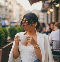 𝘾𝘼𝙎𝙃 𝙊𝙉 𝘿𝙀𝙇𝙄𝙑𝙀𝙍𝙔 - puta in Guwahati Photo 1 of 5