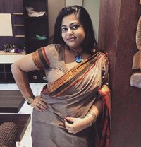 తెలుగు కాలేజీ అమ్మాయిల ఆంటీలు ఇప్పుడు అం - escort in Hyderabad