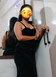 🥂🥀𝐋𝐄𝐓'𝐒 𝐃𝐎 𝐂𝐀𝐌 & 𝐌𝐄𝐄𝐓🥀🥂 - puta in Chennai Photo 4 of 5