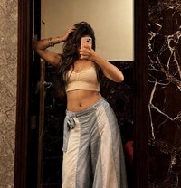 ड्रिंक - escort in Kochi