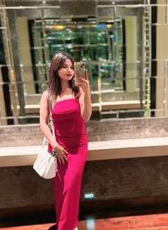 𝗦𝗢𝗡𝗜𝗬𝗔 𝗖𝗔𝗠 & 𝗠𝗘𝗘𝗧𝗨𝗣 - escort in Mumbai Photo 8 of 10