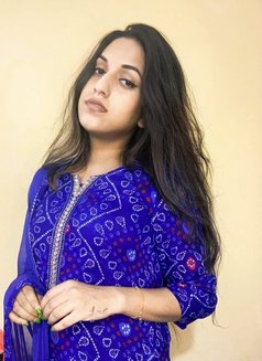 𝐥𝐢𝐦𝐢𝐭𝐞𝐝 𝐠𝐮𝐞𝐬𝐭 𝐨𝐧𝐥𝐲 - Acompañantes transexual in Hyderabad Photo 10 of 13