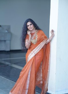 𝐊𝐢𝐧𝐠 𝐌𝐢𝐬𝐭𝐫𝐞𝐬𝐬 𝐒𝐰𝐞𝐞𝐭𝐲 - Transsexual escort in Hyderabad Photo 13 of 14