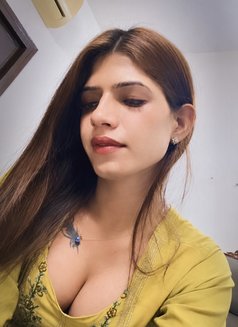 πππππ π¬ππππ - AcompaΓ±antes transexual in Noida Photo 17 of 18