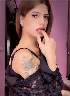 πππππ π¬ππππ - AcompaΓ±antes transexual in Noida Photo 18 of 18
