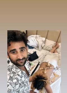 𝕯𝖗. 𝕻𝖗𝖎𝖓𝖈𝖊 - Acompañantes masculino in Indore Photo 6 of 7