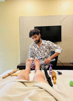 𝕯𝖗. 𝕻𝖗𝖎𝖓𝖈𝖊 - Acompañantes masculino in Indore Photo 7 of 7