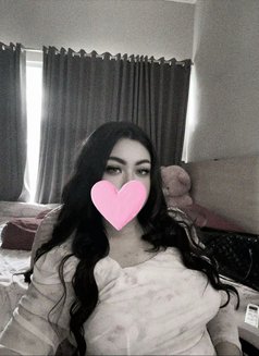 انا عسل و انت المربى - escort in Bali Photo 2 of 8