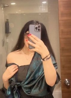 الهندباء - escort in Abu Dhabi Photo 3 of 7