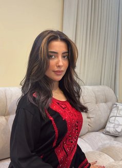 ياسمين - escort in Dammam Photo 1 of 7